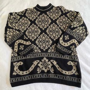 Vintage Dana Scott Black and Shimmery Gold Sweater. Size L.